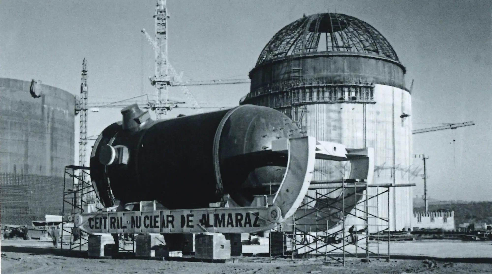 Hidroeléctrica Española pone en explotación comercial el primer grupo de la central nuclear de Almaraz (Cáceres)