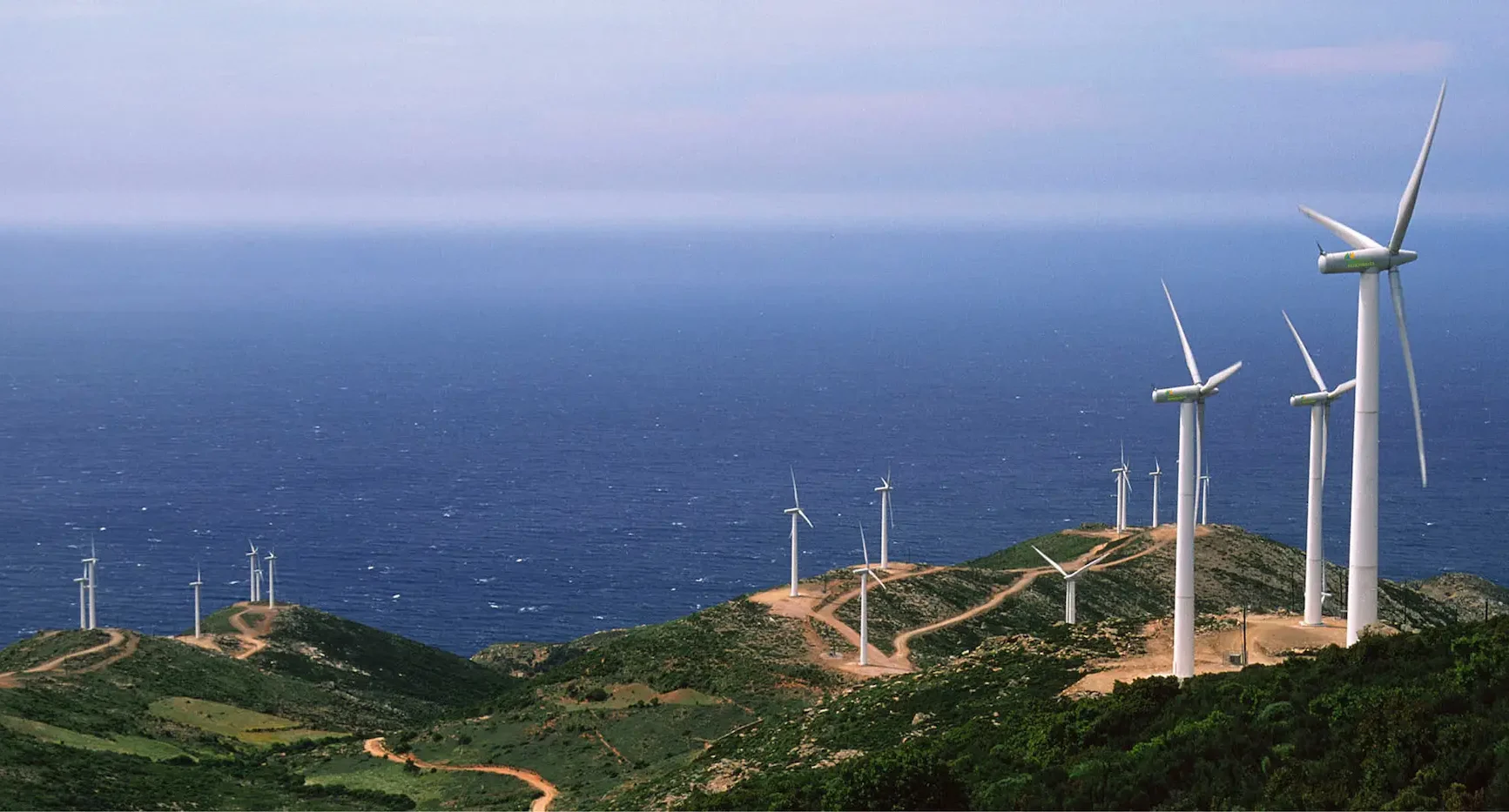 Adquisición del 100 % del operador eólico Rokas en Grecia